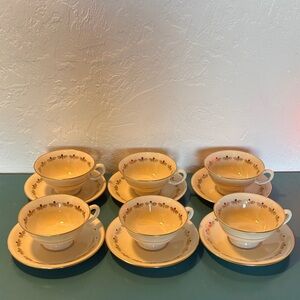 Lenox Cream and Gold Floral Mugs Set